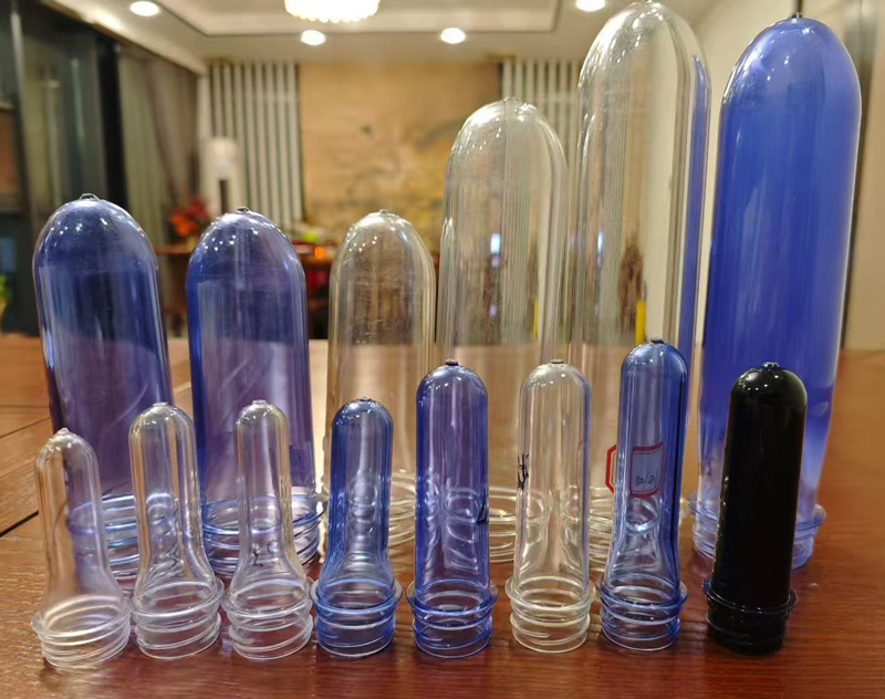 小瓶胚從11.9克到28克，大瓶胚從100克到350克，產品更加豐富